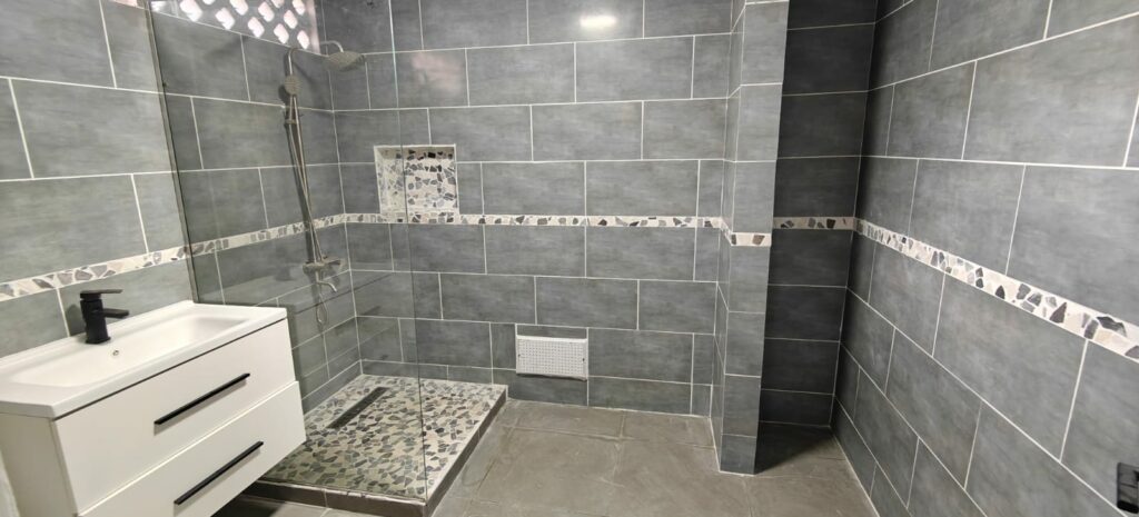F3 (Soula) salle de bain suite parentale